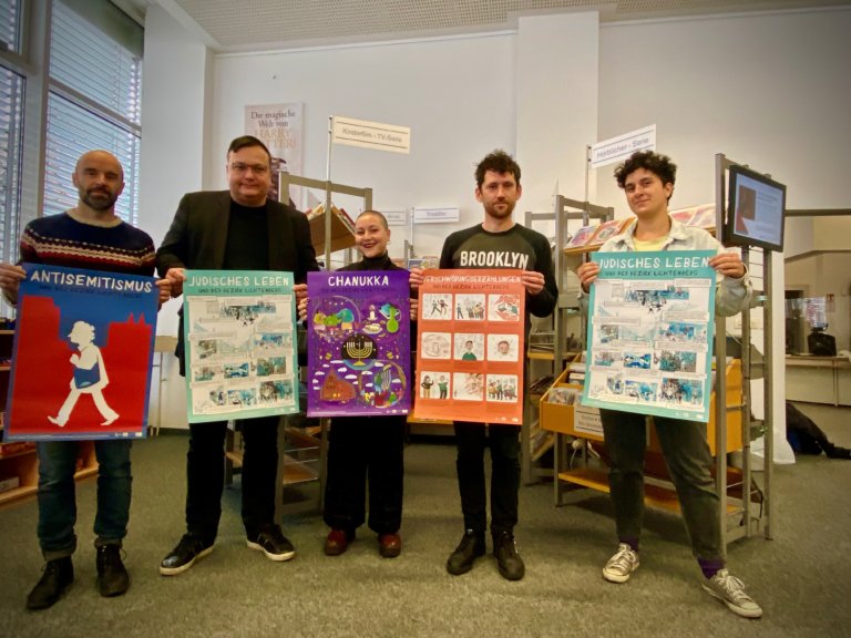 Bildungsposter-Aktion startet